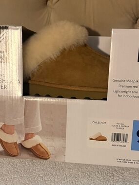 Chestnut Suede & Sherpa Women's Slipper - Chestnut